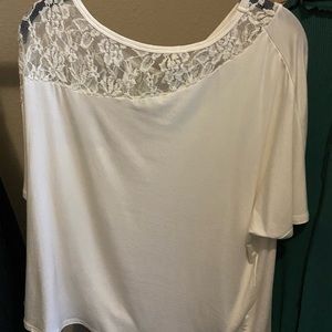 White shirt, with lace size 2 xl